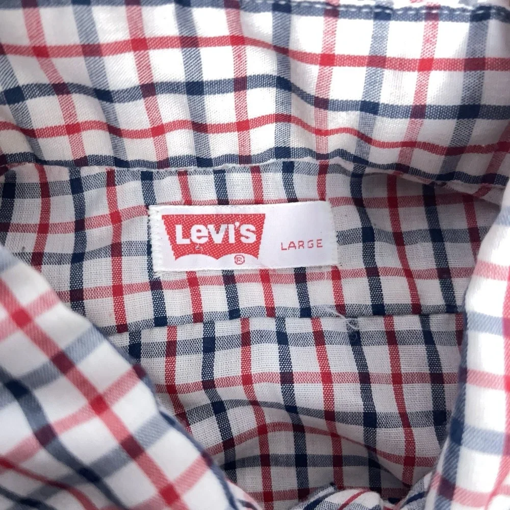 Levis up all